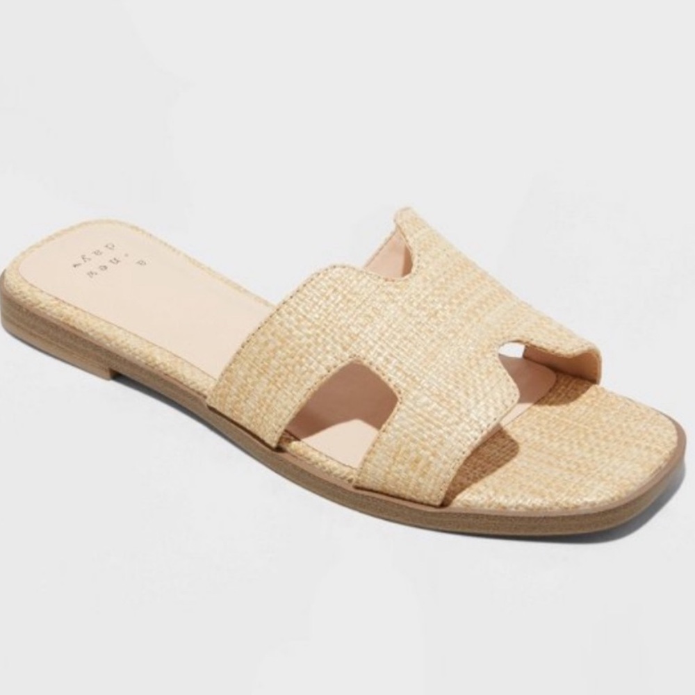 NWT Target-A New Day 👡🩴 Women's Nina Slide Sandals 🩴👡Beige, size 8.5